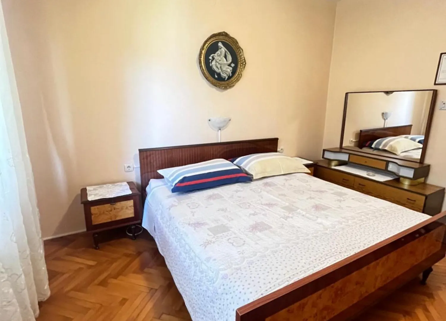 Guest house Apartments&Rooms Pahljina Rab Town